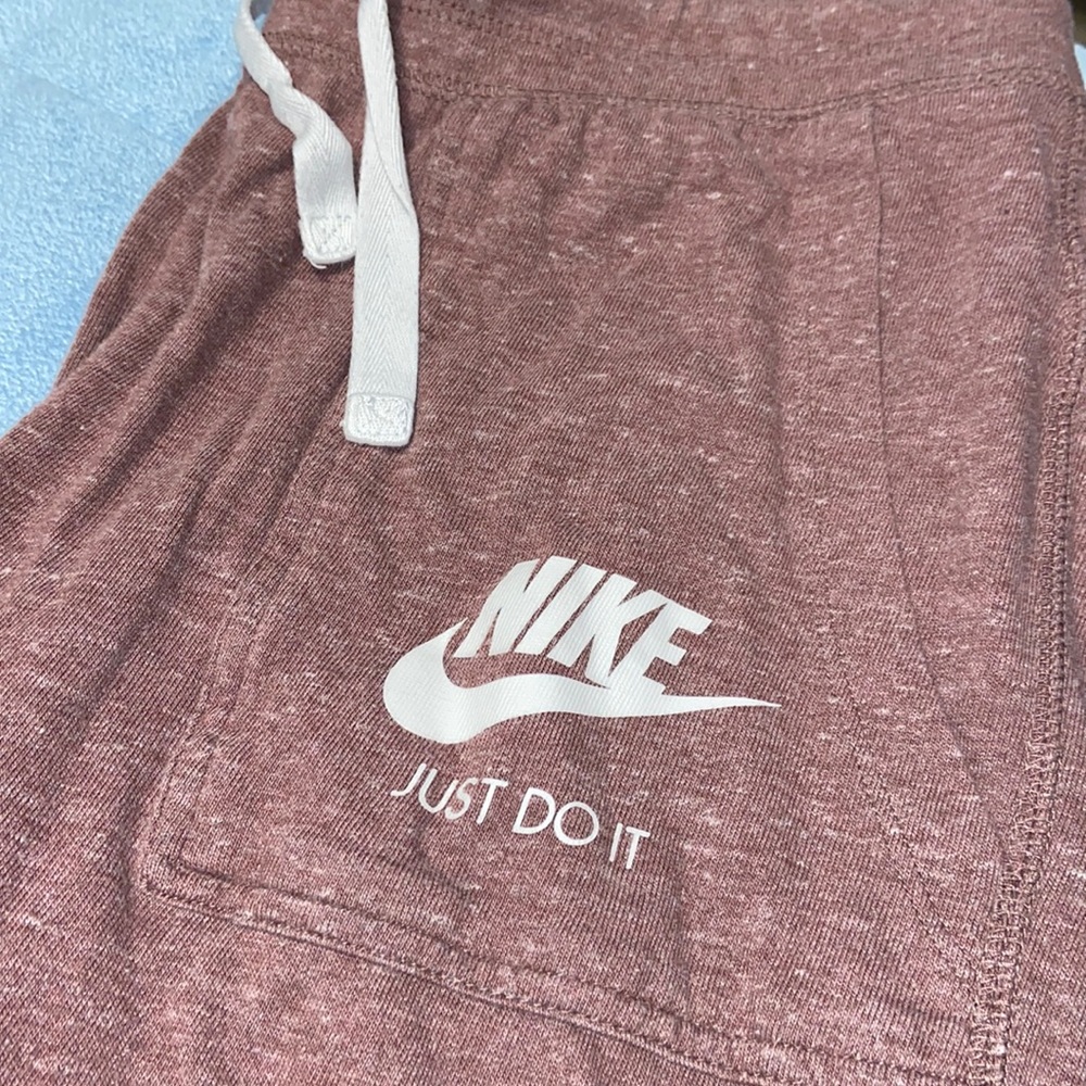 Nike joggers
